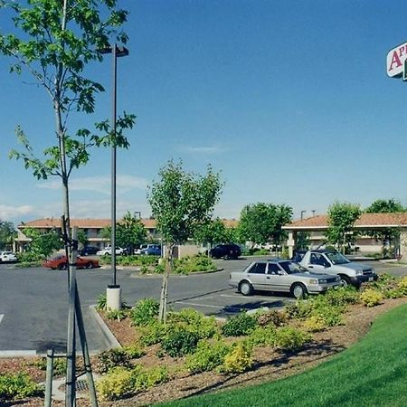 Applegate Inn Atwater Exterior foto